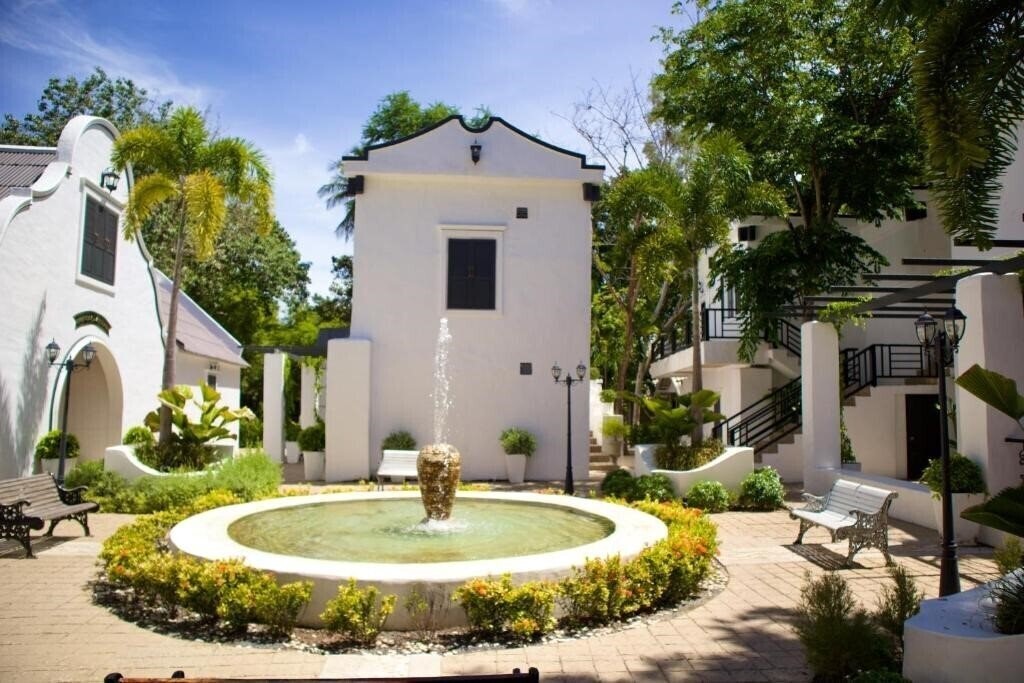 Imaginea Milky Bay Resort 3*