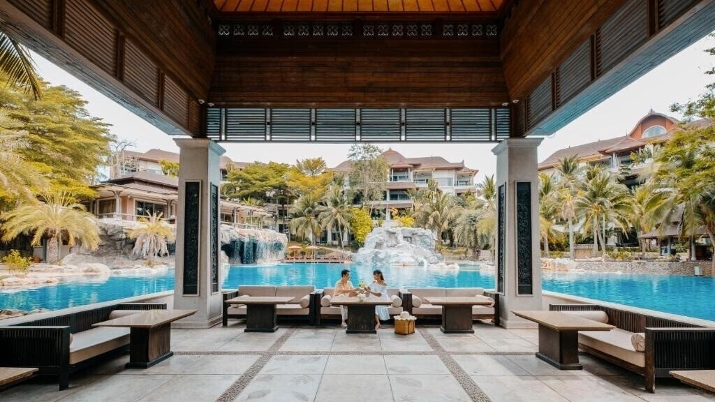 Hotel Springfield Village 4*