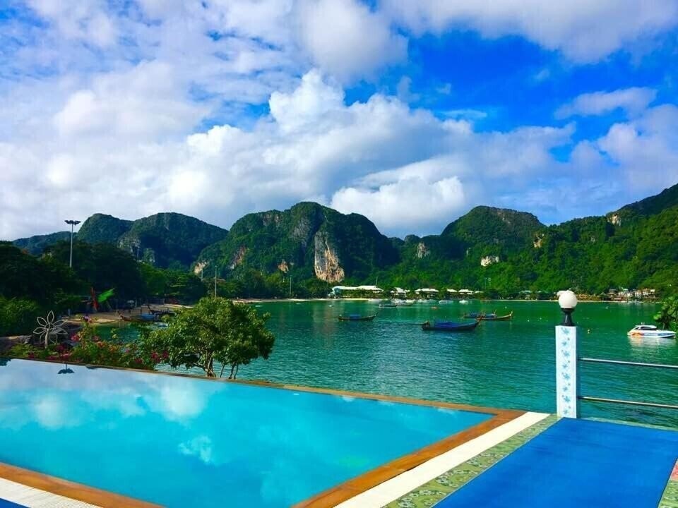 Imaginea Phi Phi Viewpoint Resort 3*