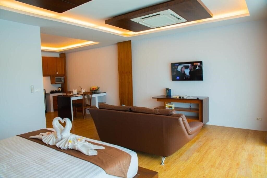 Imaginea Phi Phi Cliff Beach Resort 3*