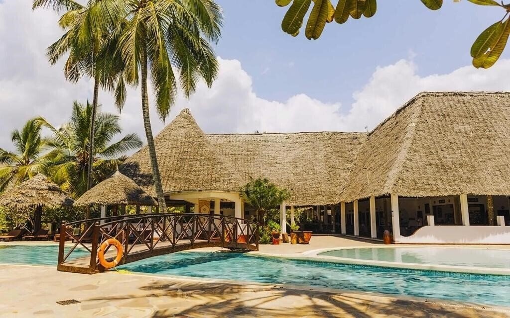 Imaginea Jaz Adonia Beach Resort 4*