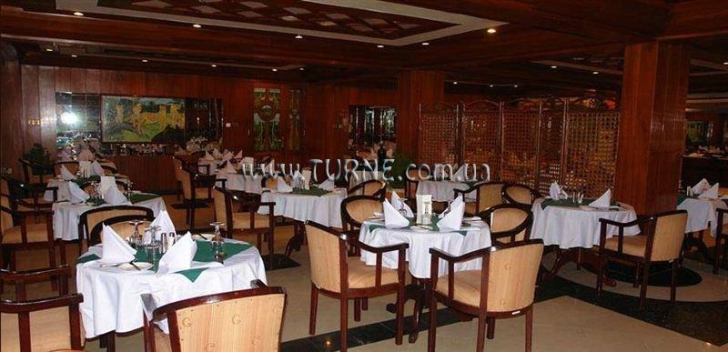 Imaginea Peacock Hotel City Centre 3*