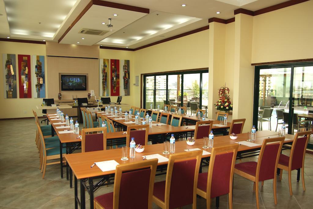 Imaginea Harbour View Suites Hotel 4*