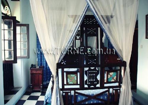 Отель Hurumzi 4*