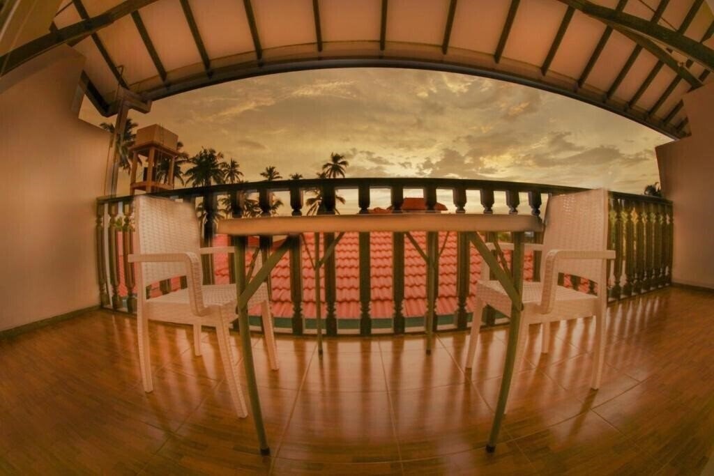 Fotografie White Rose Beach Hotel 3*