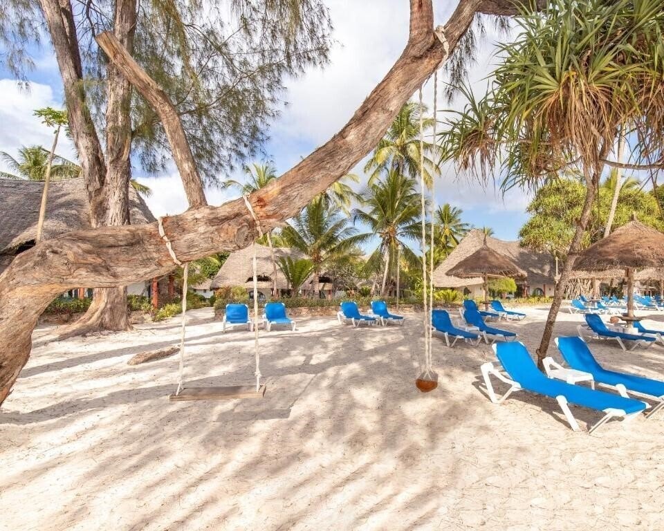 Imaginea Kiwengwa Beach Resort 5*