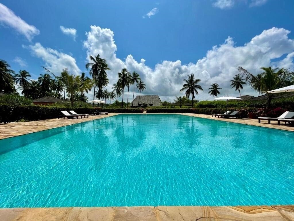 Картинка Dongwe Beach Bungalows 3*