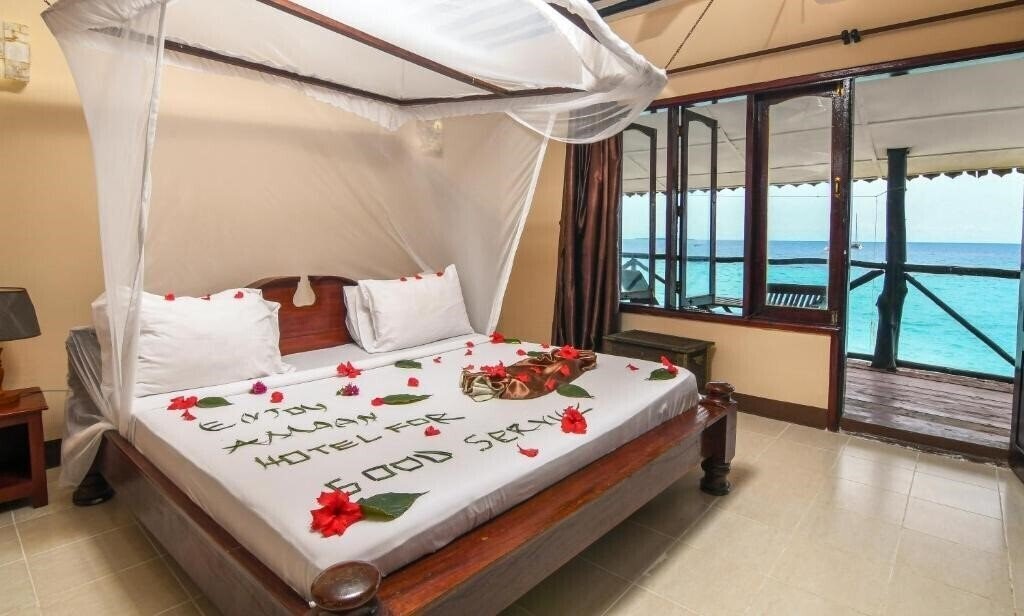 Imaginea Amaan Bungalows Nungwi 3*