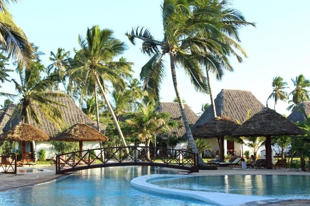Fotografii Uroa Bay Beach Resort 4*