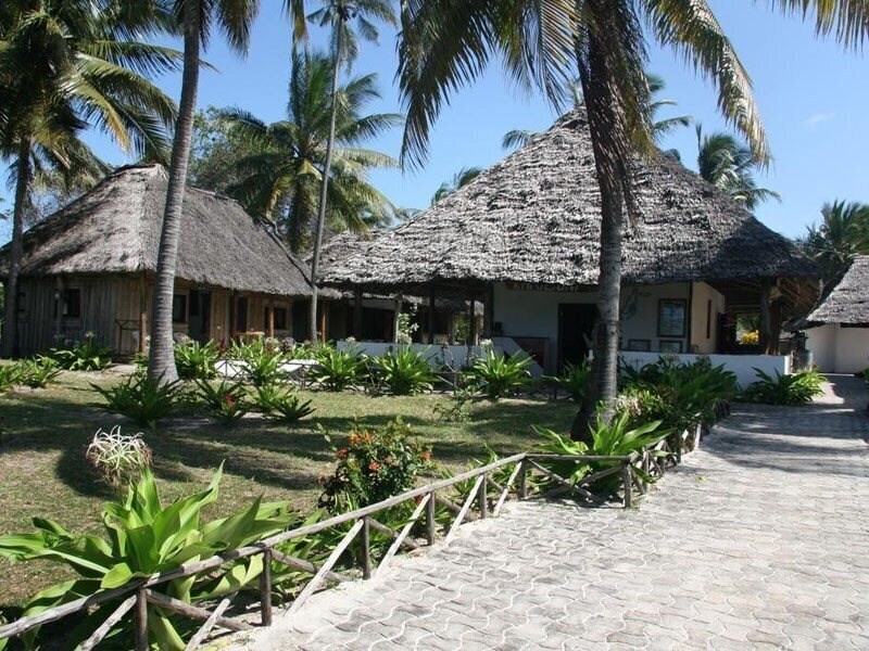 Hotel Big Blu Mafia Island 3*
