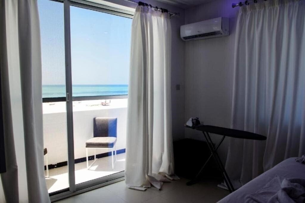 Фото Sunseabar Beach Hotel Kendwa 4*