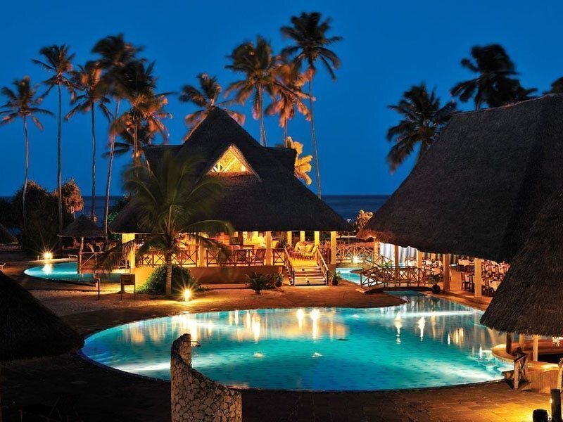 Hotel Pwani Beach Hotel 3*