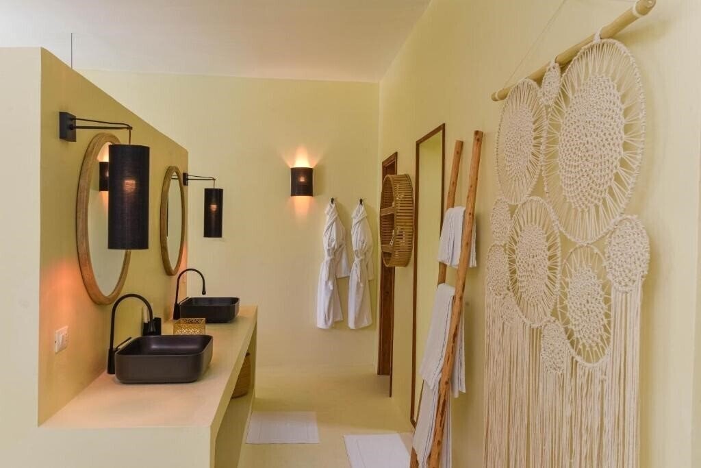 Imaginea Alma Boutique Hotel 5*