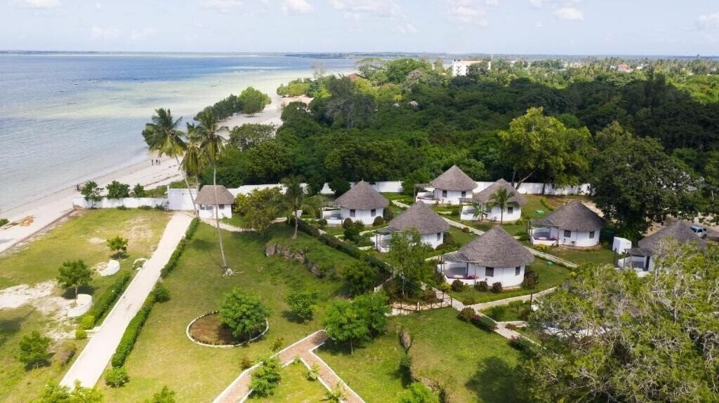 Hotel Antonio Beach Hotel & SPA 4*