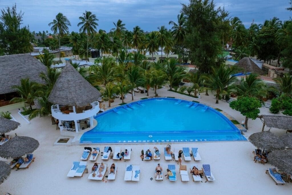 Fotografii Jambo Resort By Mambo Hotels 4*