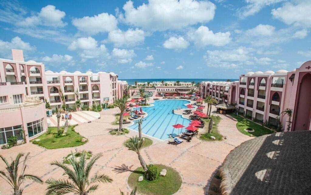 Отель Club Lella Mariam 4*