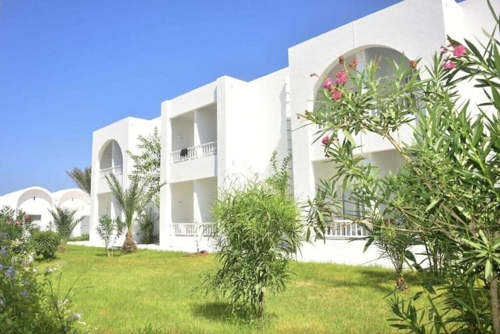 Отель Tmk Marine Beach 4*