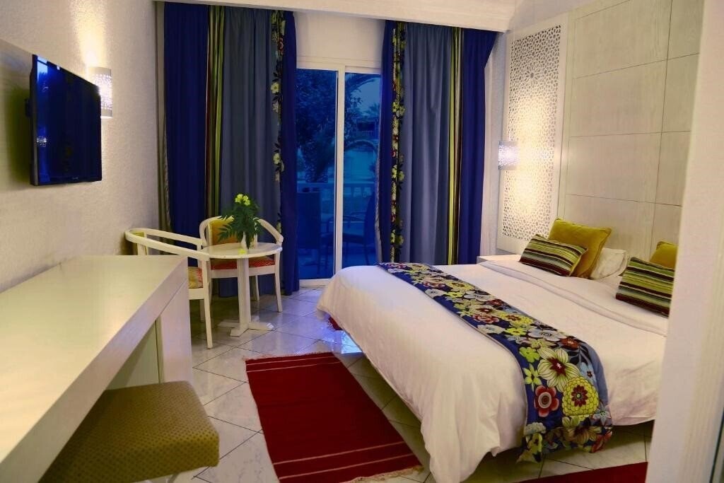 Imaginea Hello Yasmine 4*