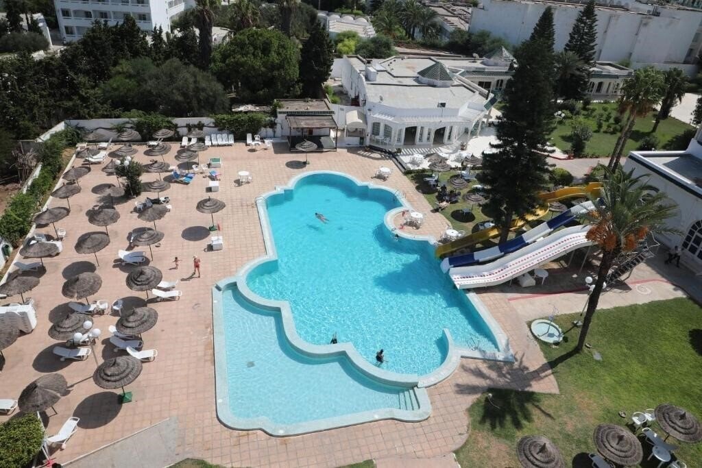 Hotel Royal Jinene 4*