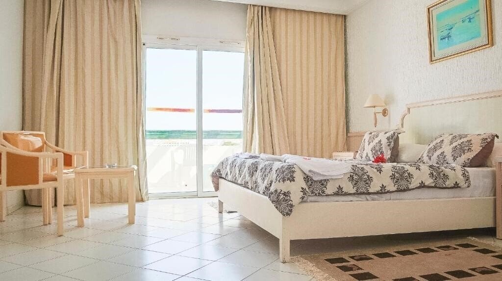 Fotografii Royal Jinene 4*