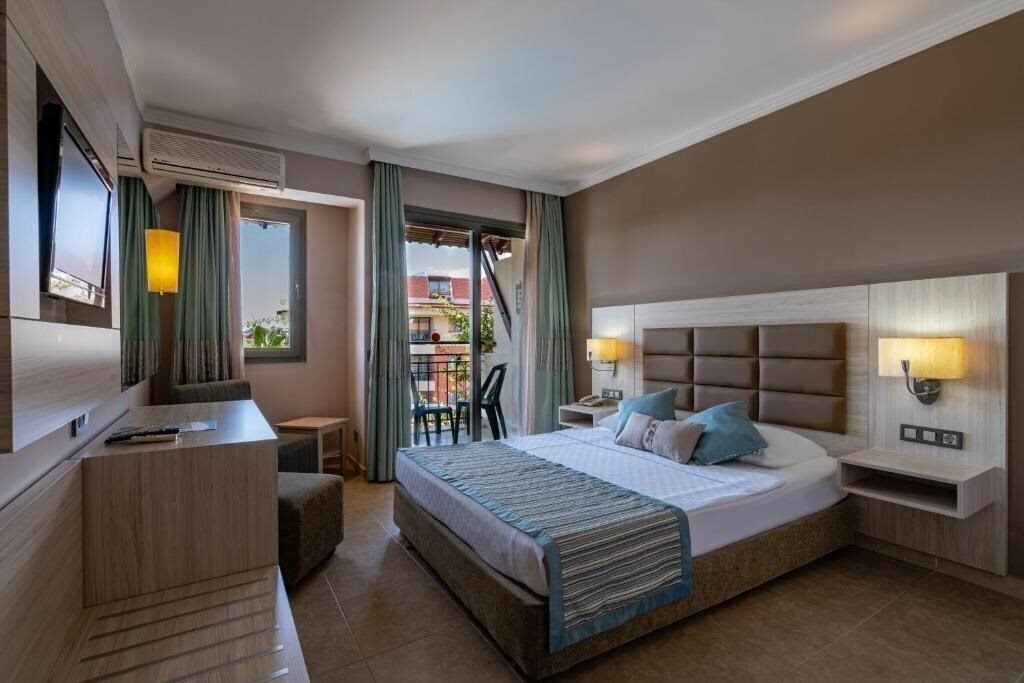 Изображение Palmeras Beach Hotel (ex. Club Insula, Club Mirador Beach) 5*