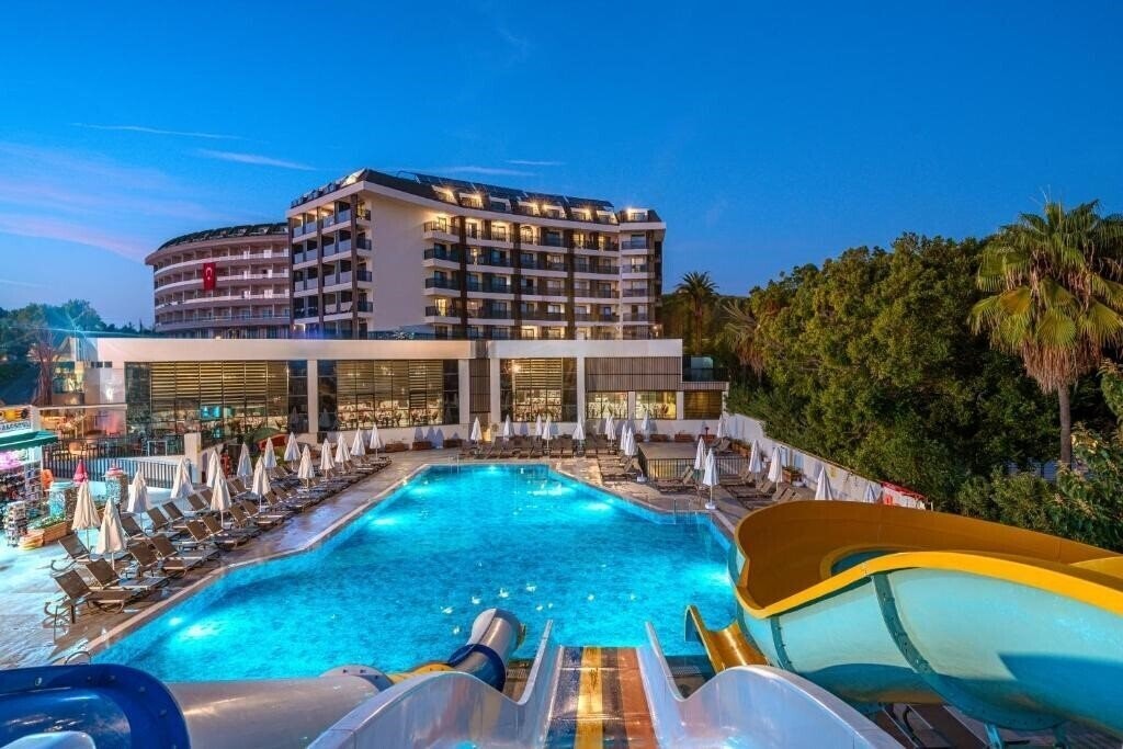 Фото Seaphoria Beach Resort (ex. Maya World Beach Hotel, Akin Paradise, Grand Paradise) 4*