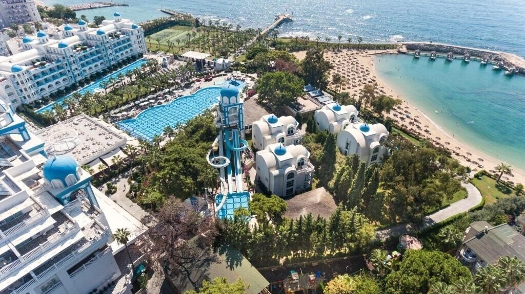 Imaginea Rubi Platinum SPA Resort & Suites 5*