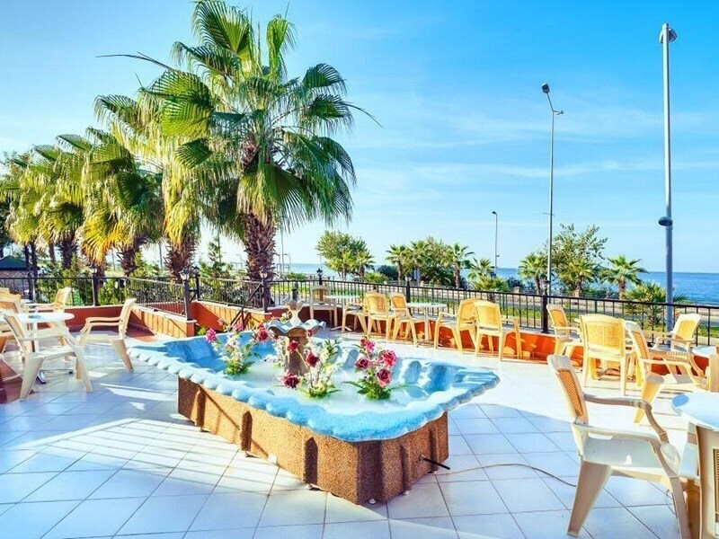 Imaginea Sun Fire Beach Hotel 4*