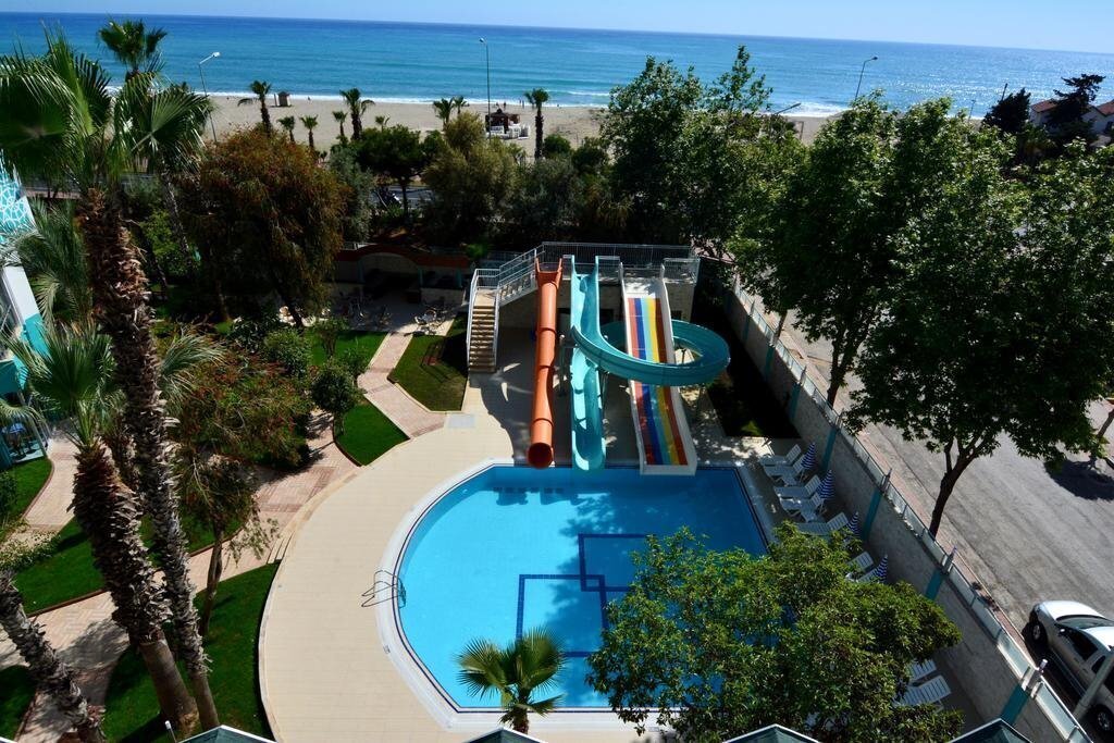 Imaginea Ananas Hotel 4*