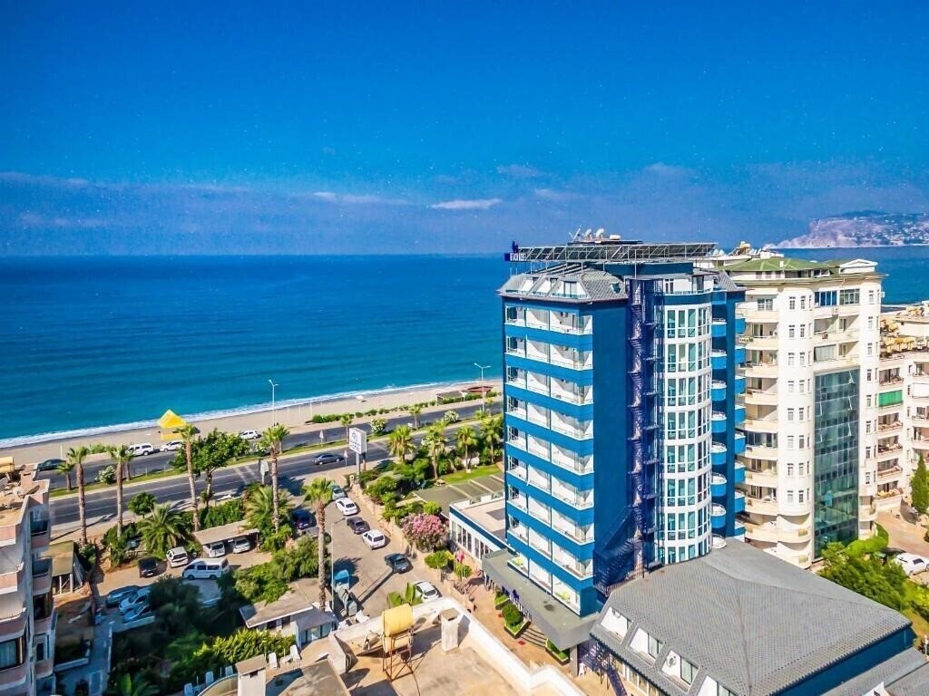 Отель Arsi Blue Beach Hotel (ex. Kemalhan Beach Hotel) 4*