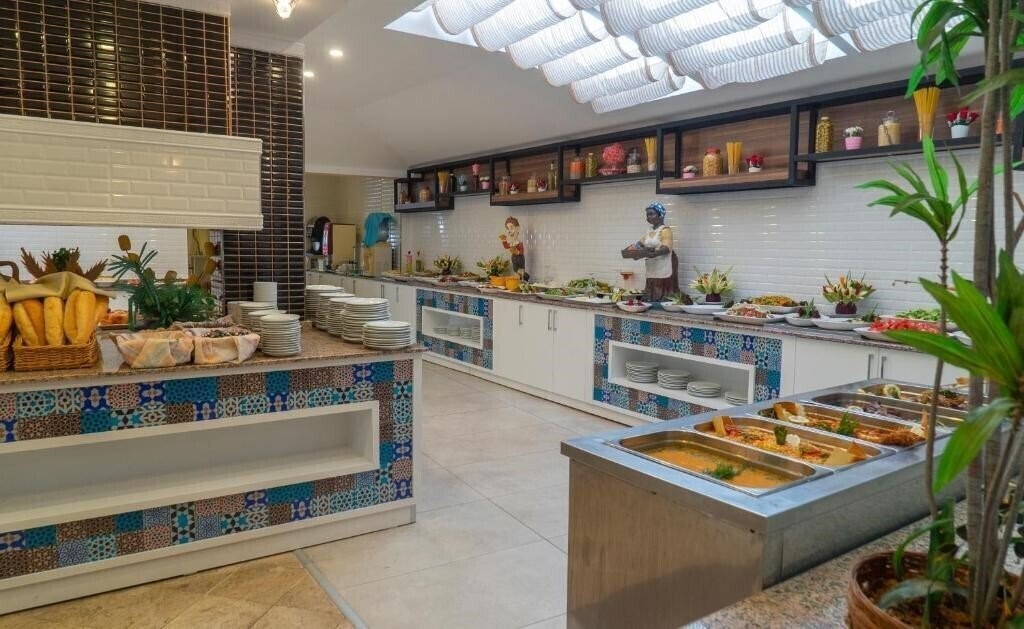 Imaginea Azak Beach Otel (ex. Kleopatra Azak Beach Hotel, Azak Beach Hotel) 4*