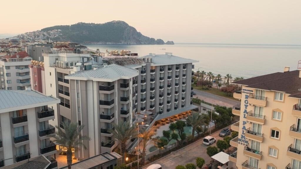 Hotel Kleopatra Dreams Beach Hotel 4*