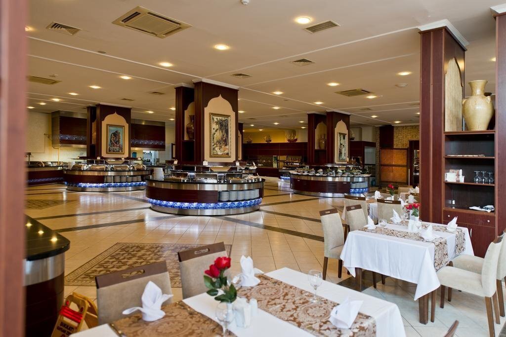 Фотография Oz Hotels Incekum Beach Resort (ex. Incekum Beach Resort) 5*