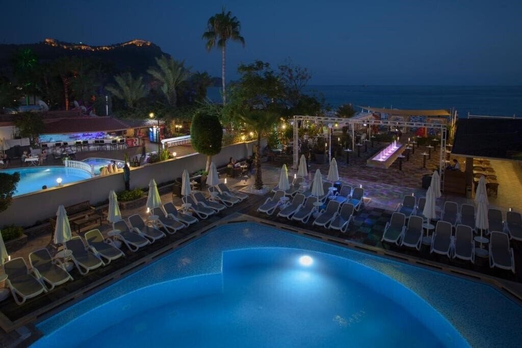 Fotografie Xperia Saray Beach (ex. Saray Beach) 4*