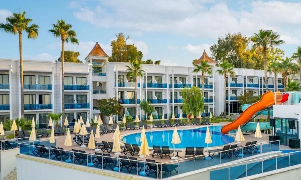 Fotografii Eflina Resort Hotel & SPA (ex. Alanya Ladies Garden Hotel, Lion Hotel, Club Rasputin, Club Eva Hotel, Club Fiesta, Iso Asi Turkler) 3*