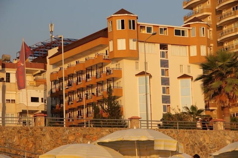 Hotel Xeno Hotels Sugar Beach 4*