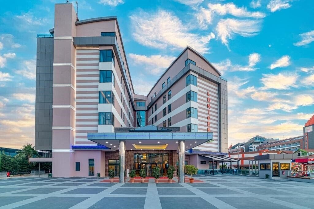 Fotografie Lonicera Premium 4*