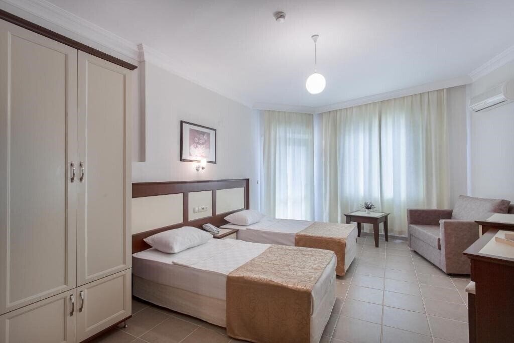 Fotografii Kaila City Hotel (ex. K House Hotel) 4*
