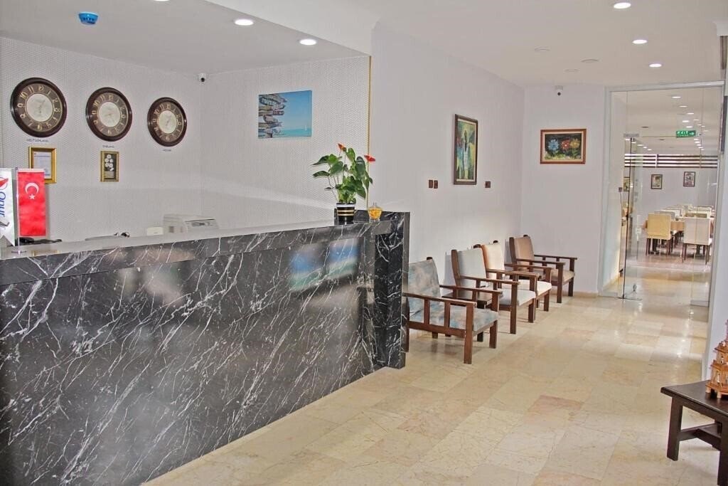 Imaginea Yaman Life Hotel (ex. Yamanlife Hotel, Asem Beach Hotel, Asem Hotel) 3*