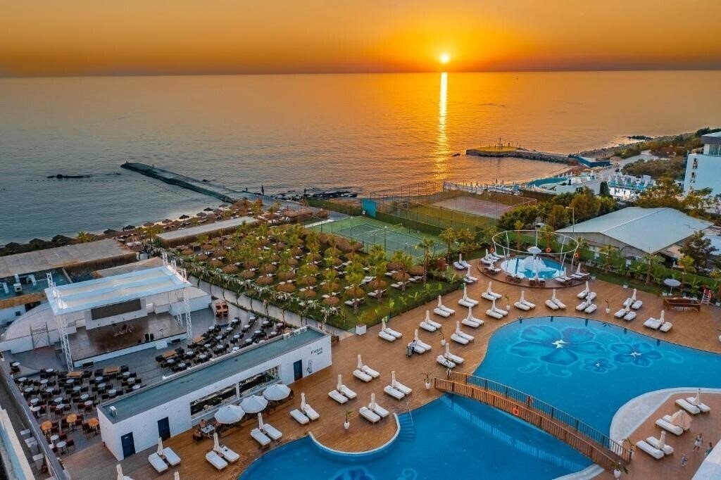 Hotel Rubi Platinum Sign 5*