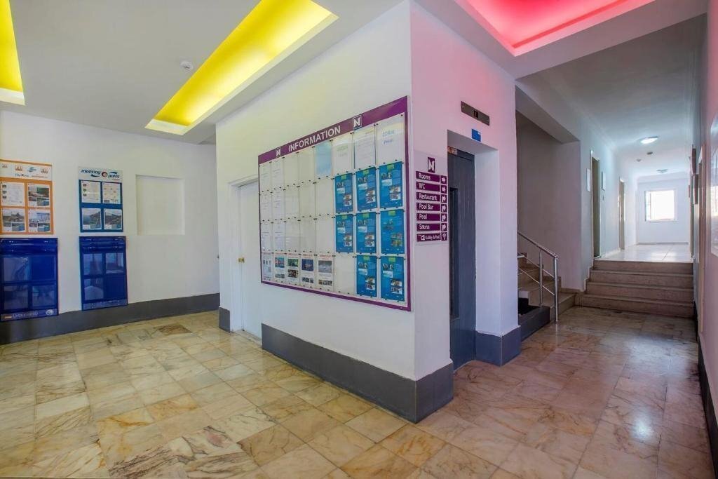 Imaginea Barhan Beach Hotel (ex. Barhan Hotel, Maldives Beach Hotel) 3*