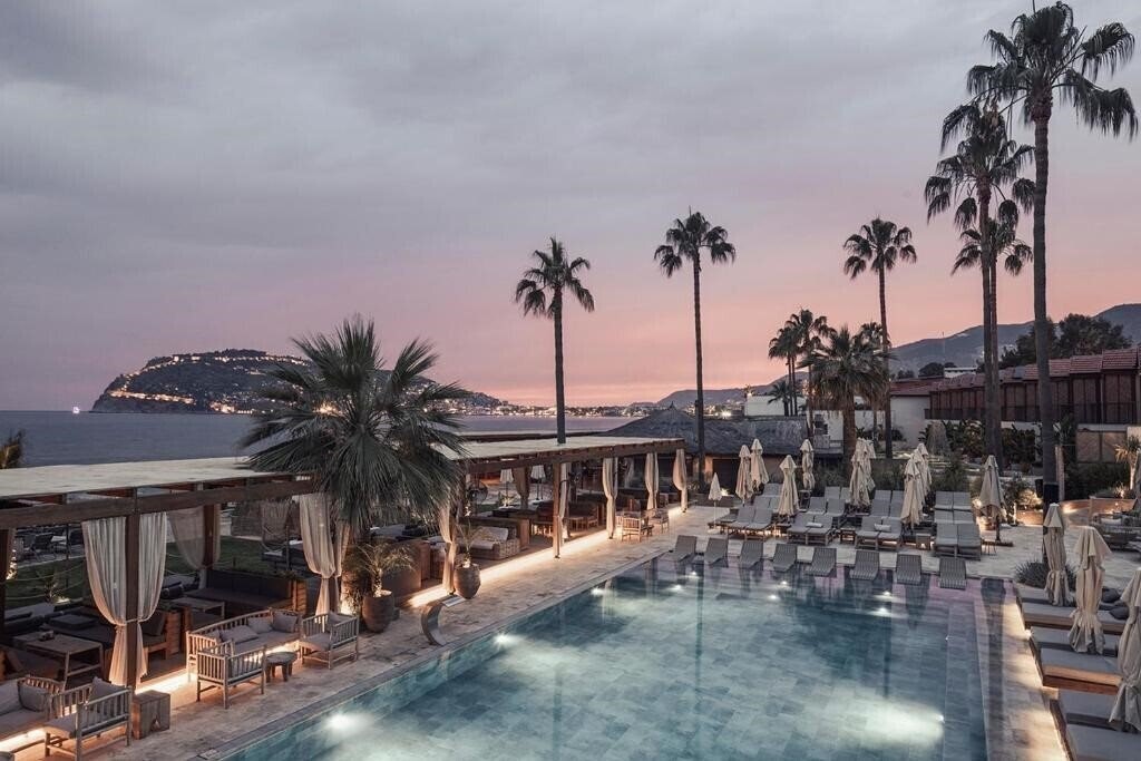 Отель Day One Beach Resort & SPA (ex. Club Hotel Banana, Banana Hotel, Banana Star, Banana Otel) 4*