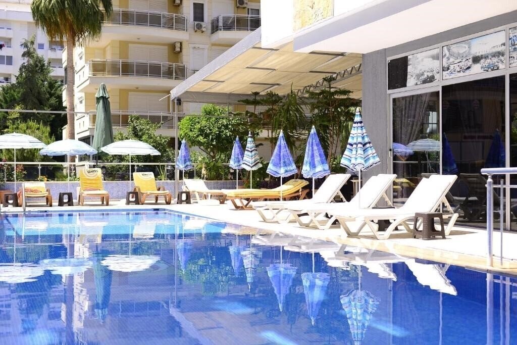 Hotel Eras Hotel 3*