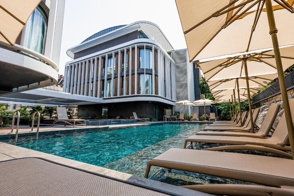 Imaginea Four Hills Hotel (ex. Akberlin Hotel, Ak Berlin) 3*