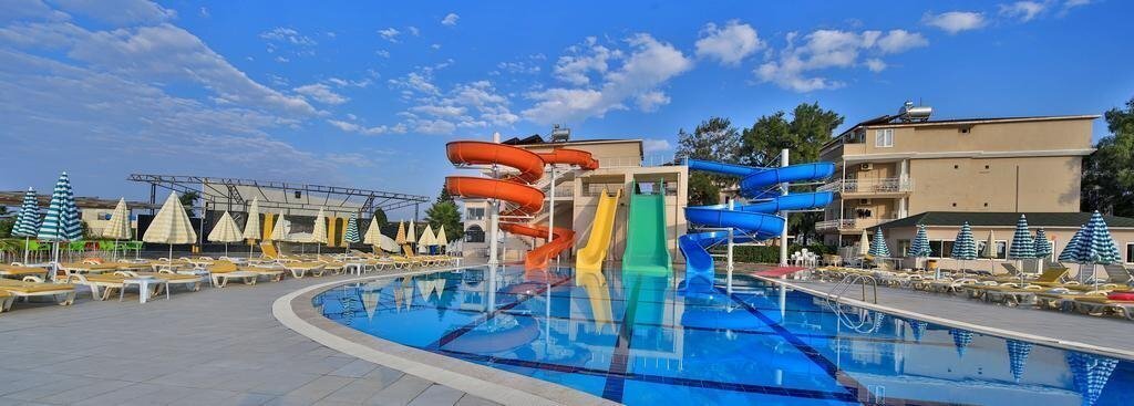 Fotografie Hedef Beach Resort & SPA 5*