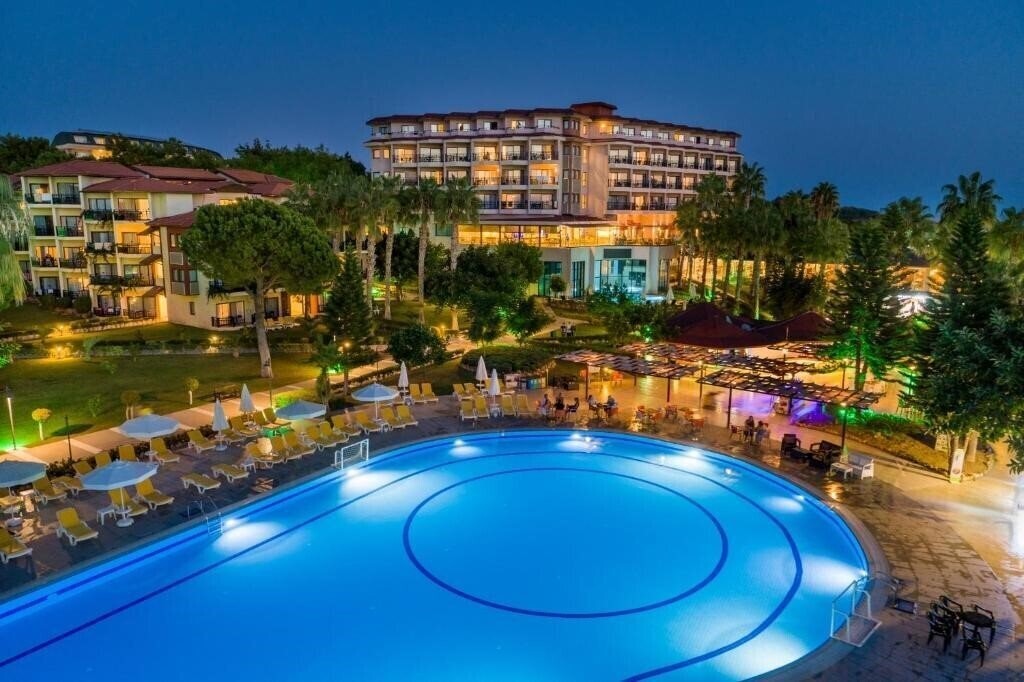 Imaginea Justiniano Club Park Conti 5*