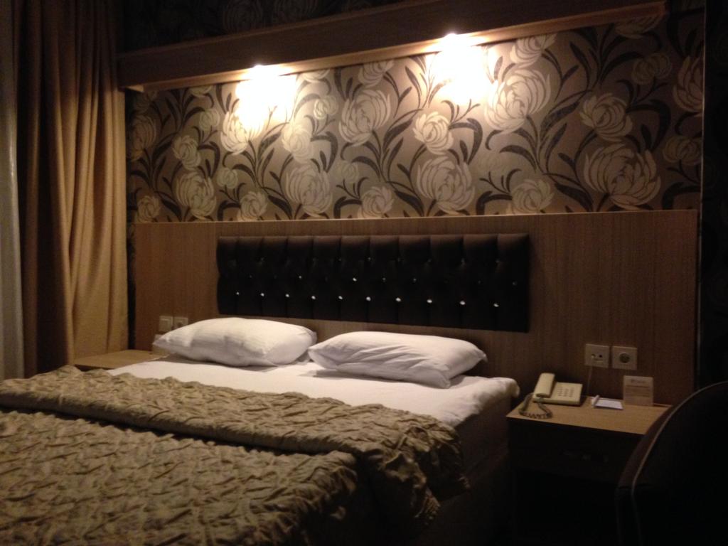 Imaginea Capital Hotel 3*