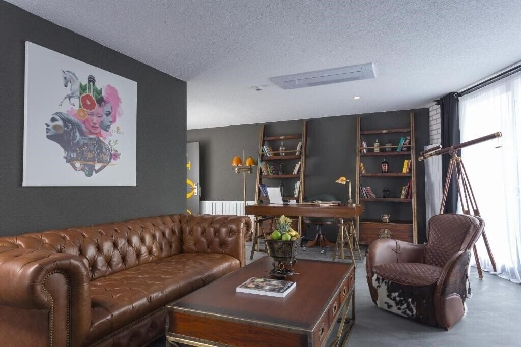 Fotografie Check Inn Ankara (ex. Check Inn Hotel Suite Loft Ankara, Check Inn Suite Hotel & SPA ) 4*