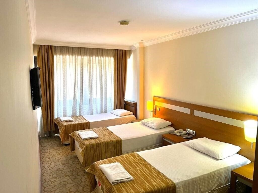 Hotel Staycityhotel (ex. Ommer Hotel) 3*