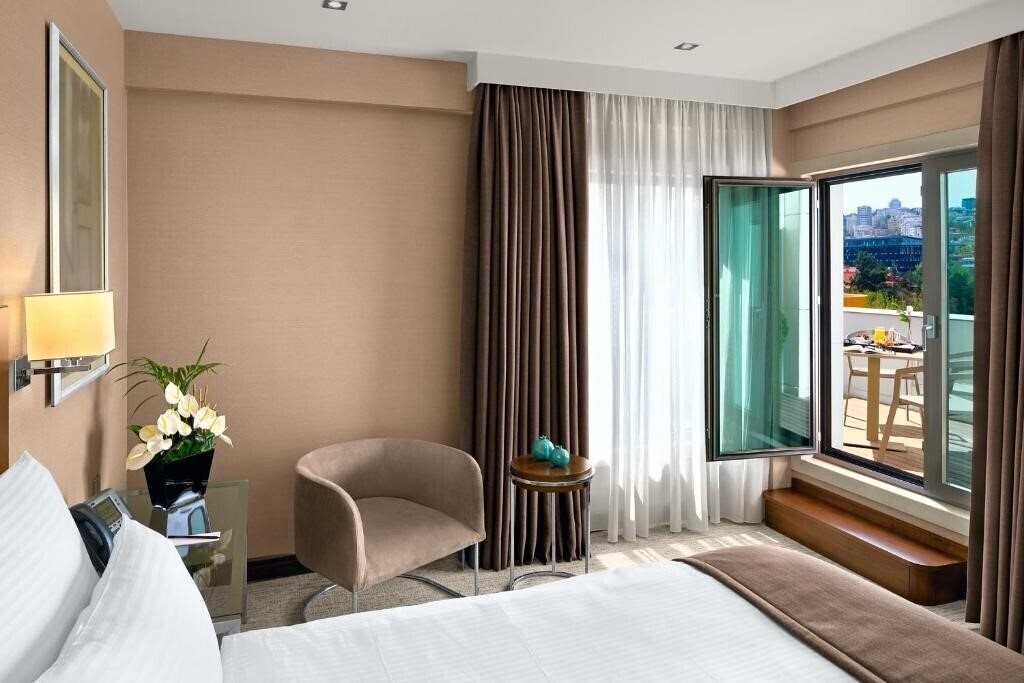 Hotel Occidental Ankara 4*